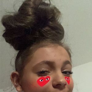 Meet your Posher, Carly